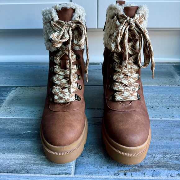 Circus Sam Edelman Brown Combat Boots Warm Faux Fur Rubber Sole Lace and Zip Up - Picture 4 of 8